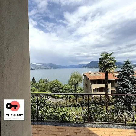 Villa Between Greenery And The Lake, A In Stresa