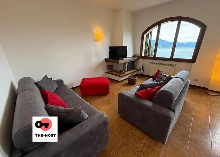 Villa Between Greenery And The Lake, A In Stresa