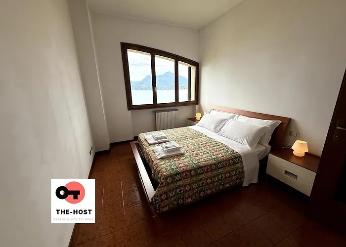 Villa Between Greenery And The Lake, A In